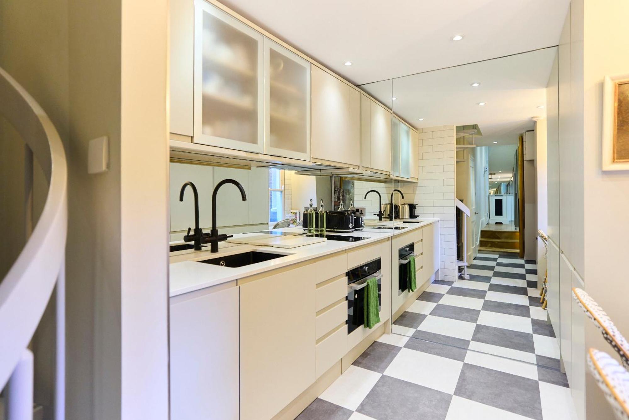 The Kensington Designer'S Retreat - Modern 1Bdr Flat Apartment Лондон Екстериор снимка